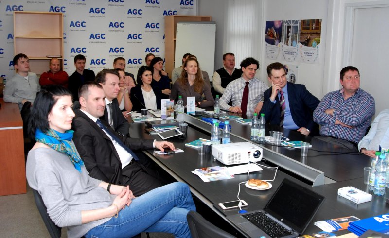    AGC-REHAU   