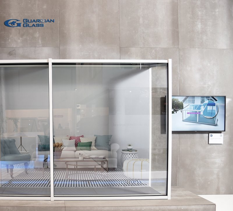  :  Guardian  glasstec 2016